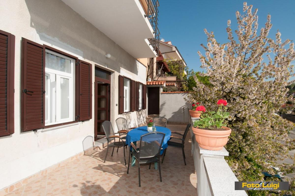 Apartments Komel I 오파티아 외부 사진